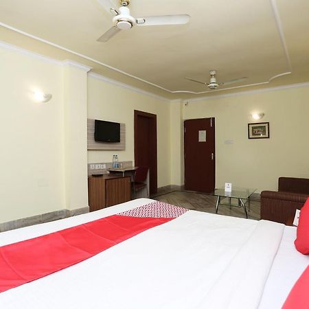 Oyo 4209 Maurya Inn Bhubaneswar Exterior photo